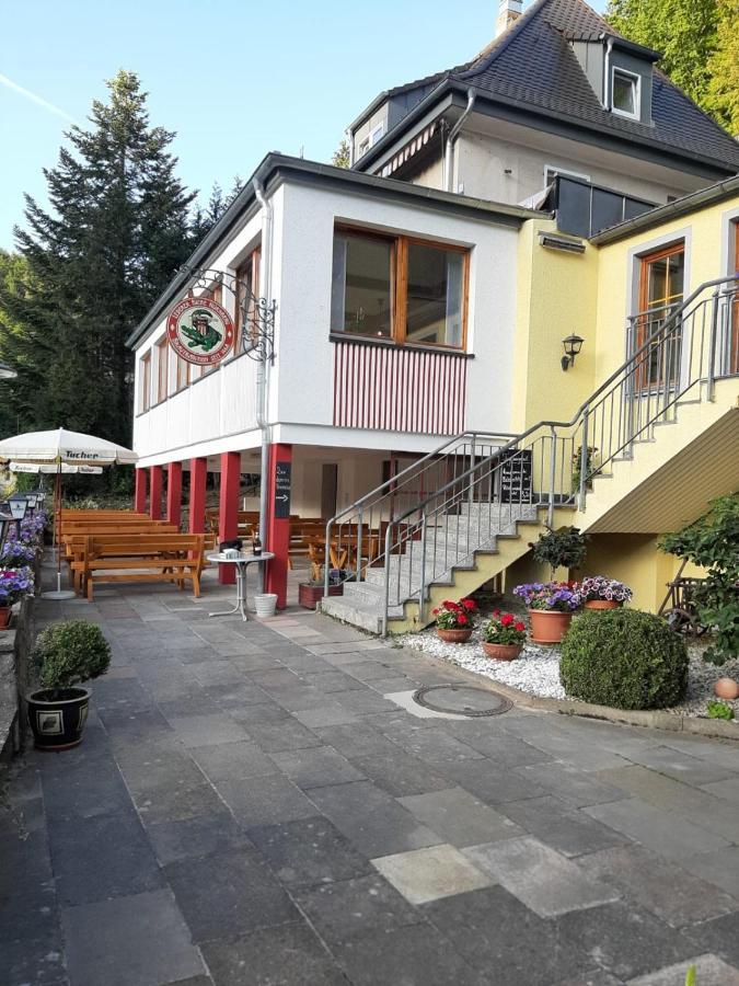 Hotel Landgasthof Frankenstern Goessweinstein Buitenkant foto