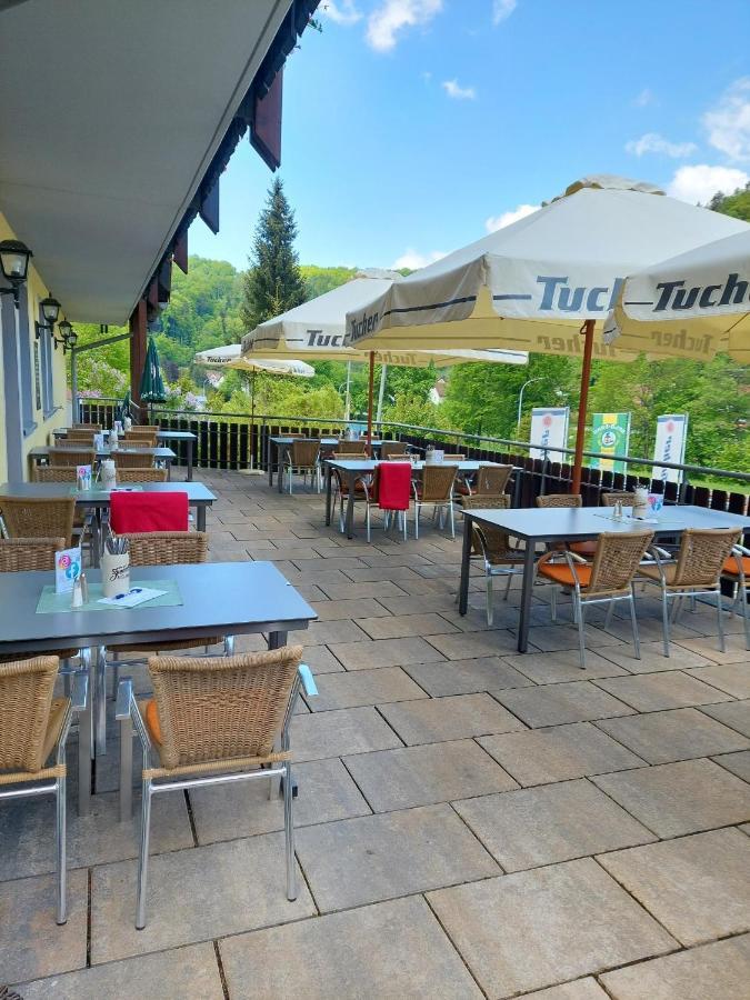 Hotel Landgasthof Frankenstern Goessweinstein Buitenkant foto