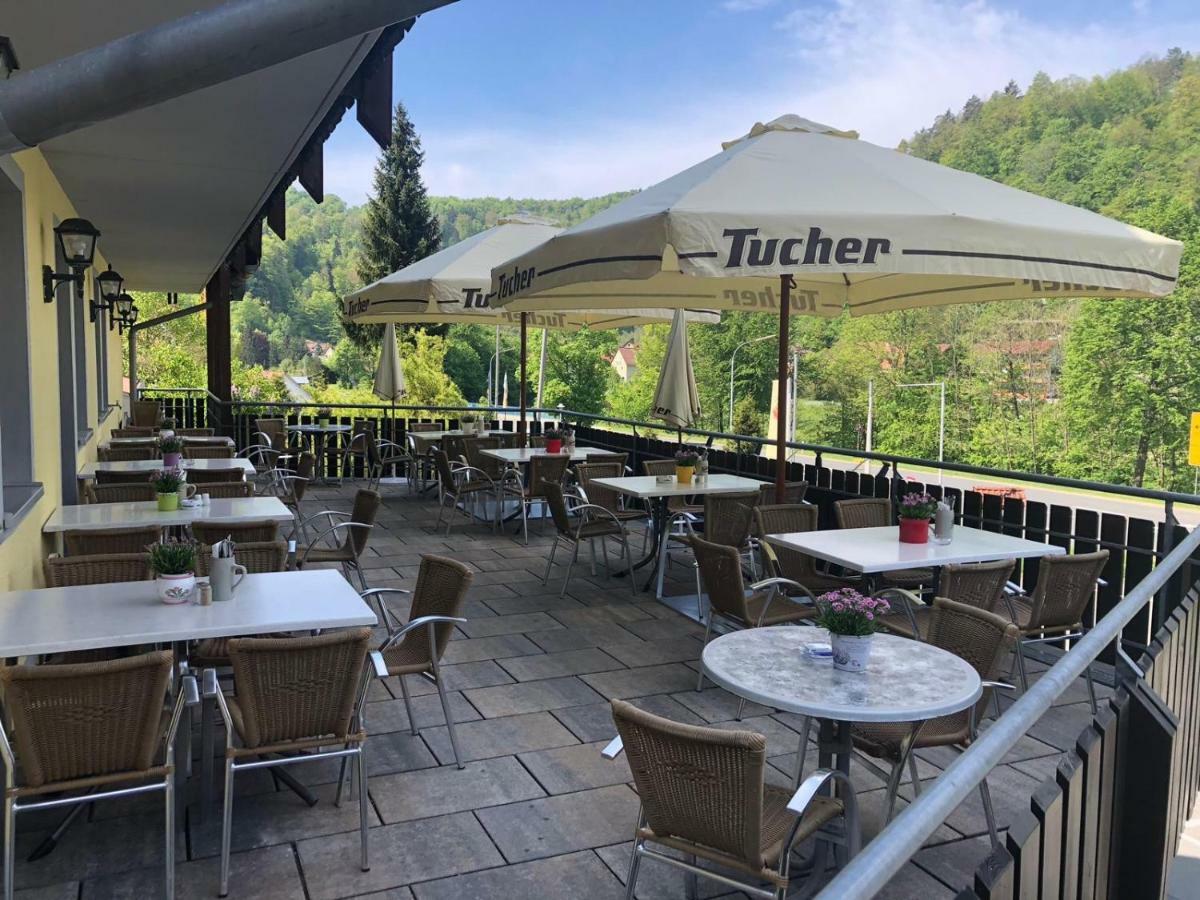 Hotel Landgasthof Frankenstern Goessweinstein Buitenkant foto