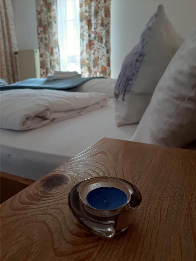 Hotel Landgasthof Frankenstern Goessweinstein Buitenkant foto