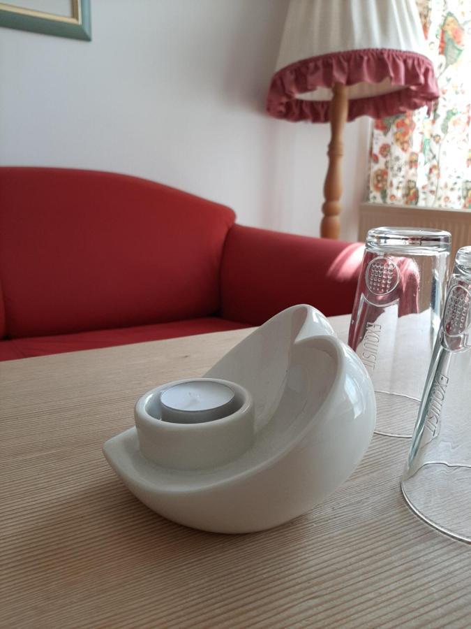 Hotel Landgasthof Frankenstern Goessweinstein Buitenkant foto