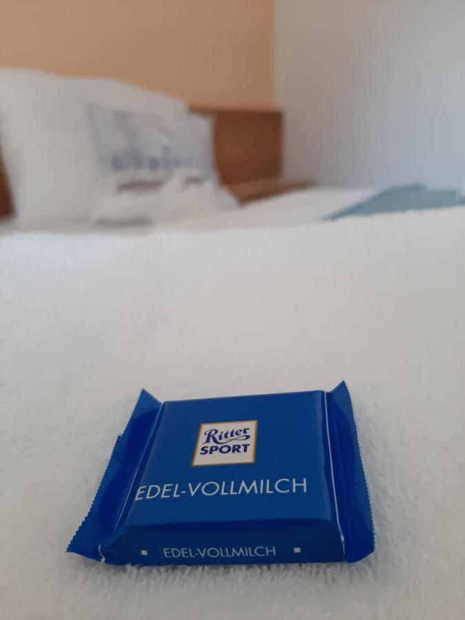 Hotel Landgasthof Frankenstern Goessweinstein Buitenkant foto